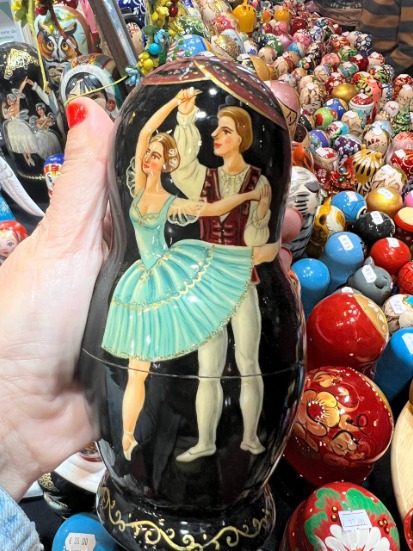 Bijou Fait Main, Boîte Artisanale, Poupée d'Art - Les Merveilles de l'Est | Article ID: 10014