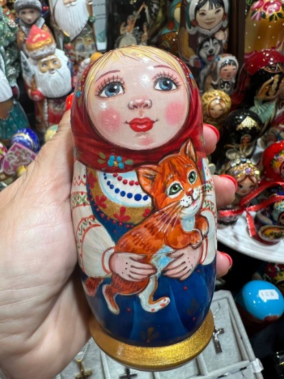 Bijou Fait Main, Boîte Artisanale, Poupée d'Art - Les Merveilles de l'Est | Article ID: 10027