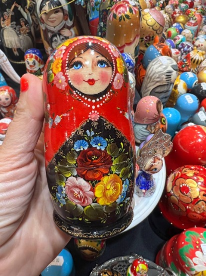 Bijou Fait Main, Boîte Artisanale, Poupée d'Art - Les Merveilles de l'Est | Article ID: 10033