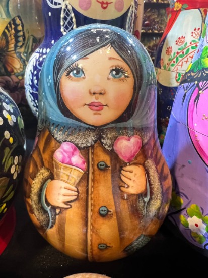 Bijou Fait Main, Boîte Artisanale, Poupée d'Art - Les Merveilles de l'Est | Article ID: 10058