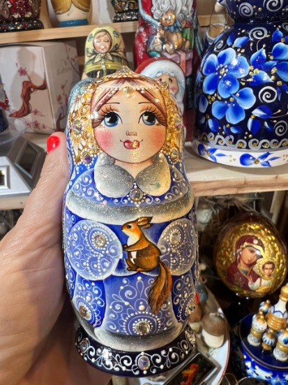 Bijou Fait Main, Boîte Artisanale, Poupée d'Art - Les Merveilles de l'Est | Article ID: 10065