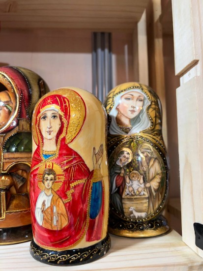 Bijou Fait Main, Boîte Artisanale, Poupée d'Art - Les Merveilles de l'Est | Article ID: 10068