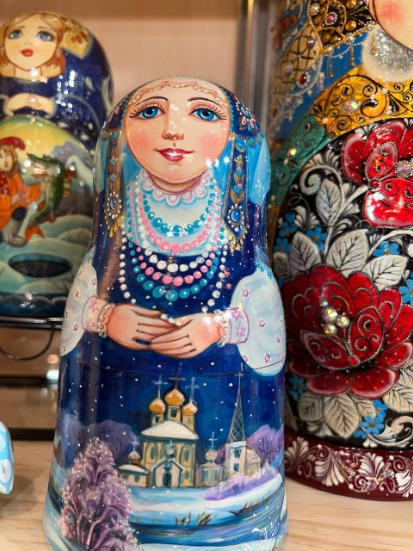 Bijou Fait Main, Boîte Artisanale, Poupée d'Art - Les Merveilles de l'Est | Article ID: 10079