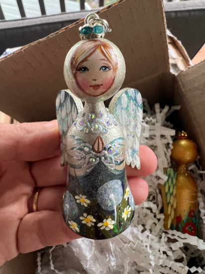 Bijou Fait Main, Boîte Artisanale, Poupée d'Art - Les Merveilles de l'Est | Article ID: 10083